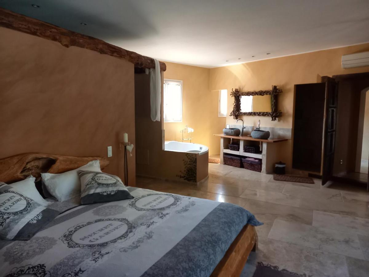 Maison Au Castellet Le Castellet  ภายนอก รูปภาพ